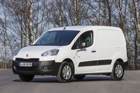 domača predstavitev: Peugeot Partner Electric