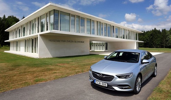 domača predstavitev: Opel Insignia