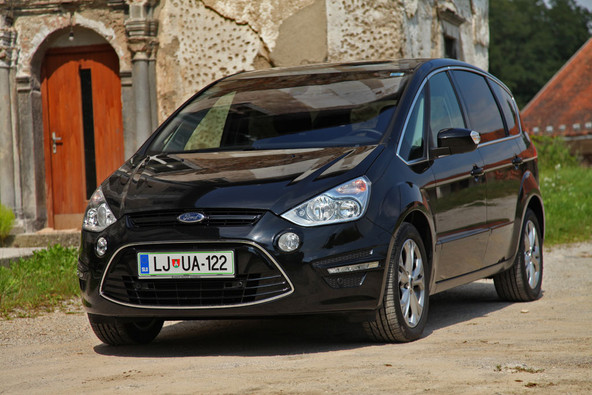 domača predstavitev: Ford S-max in galaxy