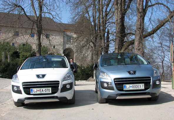 domača predstavitev: Peugeot 3008 HYbrid 4