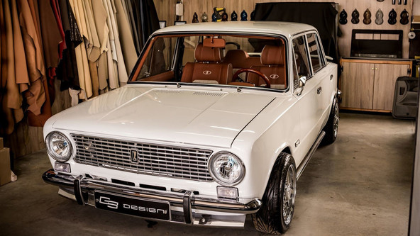 VAZ-2101 '50th Anniversary Edition': Zelo okusno izveden 'restomod'