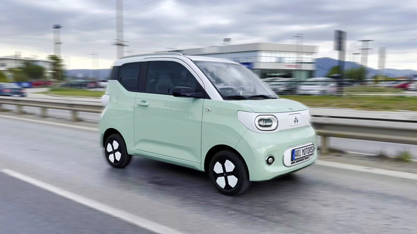 ARI bruni: 4-sedežna 'mravljica'