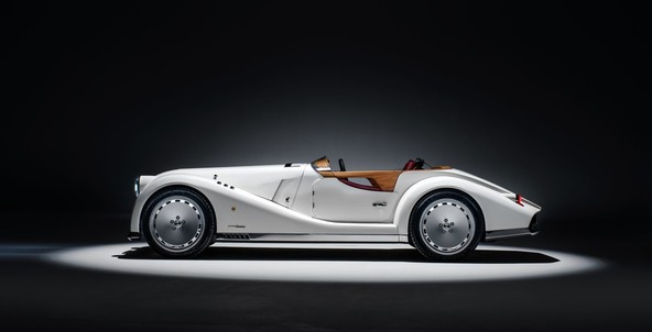 Morgan Pininfarina midsummer: Modernizirani klasik