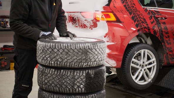 Veliki ADAC test zimskih pnevmatik: 28 zimskih pnevmatik za običajne in SUV modele vozil