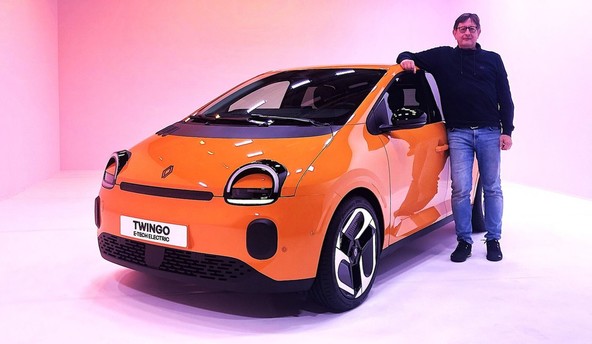 RENAULT TWINGO E-TECH ELECTRIC: POVRATEK IKONE IN REVOLUCIJA V TEM SEGMENTU
