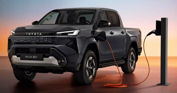 Toyota predstavlja povsem novi Hilux: Deveta generacija globalnega simbola moči, zanesljivosti in trajne kakovosti