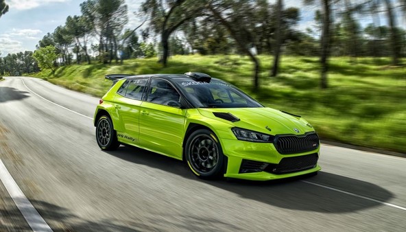 ŠKODA FABIA RS Rally2 : Uspešen zaključek testiranj na makadamu