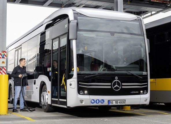 Mercedes-Benz eCitaro G : Najboljši električni avtobus leta 2024 