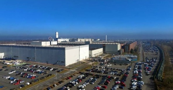 V tovarni znamke VW GV v Hannovru je zaposlenih okrog 13.500 ljudi.