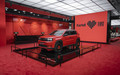 Salone del Mobile 2025: FIAT ljubi Kartell: Ustvarjalno srečanje za projekt Grande Panda Kartell 