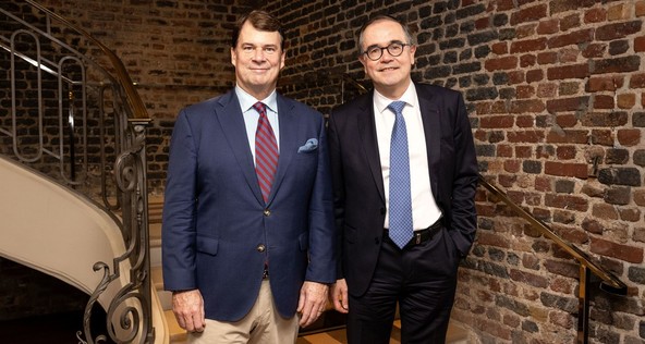 Renault Group in Ford : Podjetji sta podpisali sporazum o partnerstvu za razvoj dveh električnih vozil znamke Ford