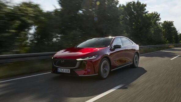 World Car Design of the Year 2026: Mazda6e med tremi finalisti za prestižni naziv