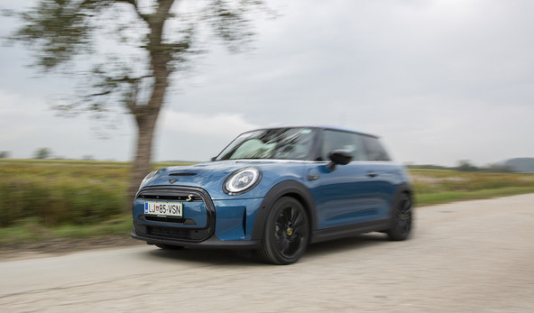 Mini cooper SE: Ostaja mestni poba