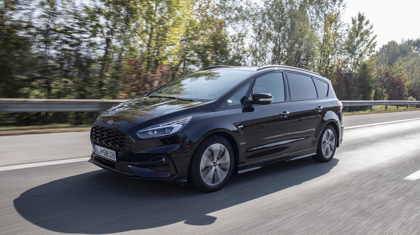 Ford S-max 2.5 duratec hybrid ST-line: Izumirajoča vrsta