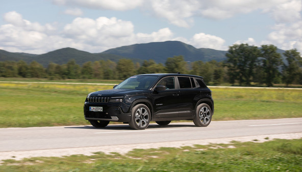 Jeep avenger e summit: Prvi mestni jeep