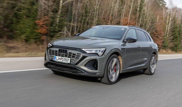 Audi Q8 e-tron 55 quattro S line: 'URe-tron'