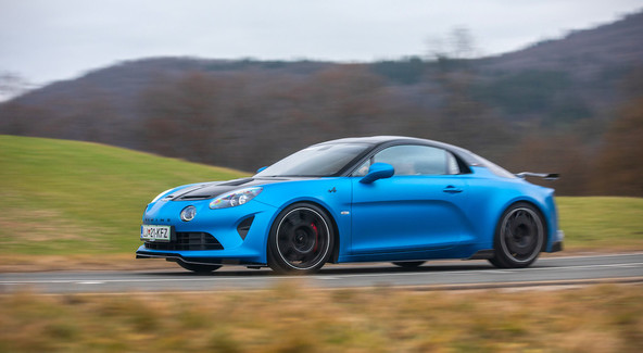 Alpine A110 R: Cestni dirkalnik