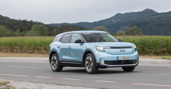 Ford explorer RWD s podaljšanim dosegom premium: Boljši od originala