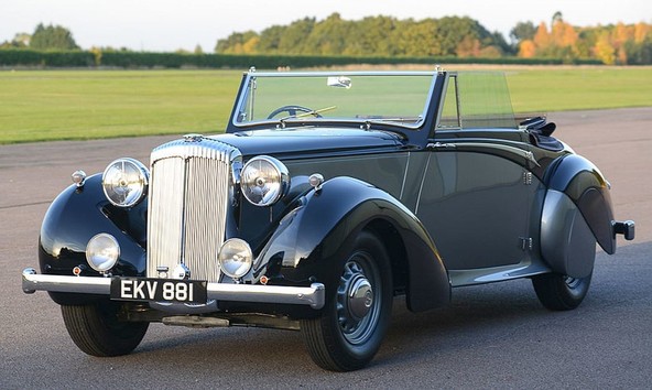 Daimler DB18 drophead coupé by Carlton: Vrnitev zgodovinske ikone iz 'Darkest Hour' obdobja